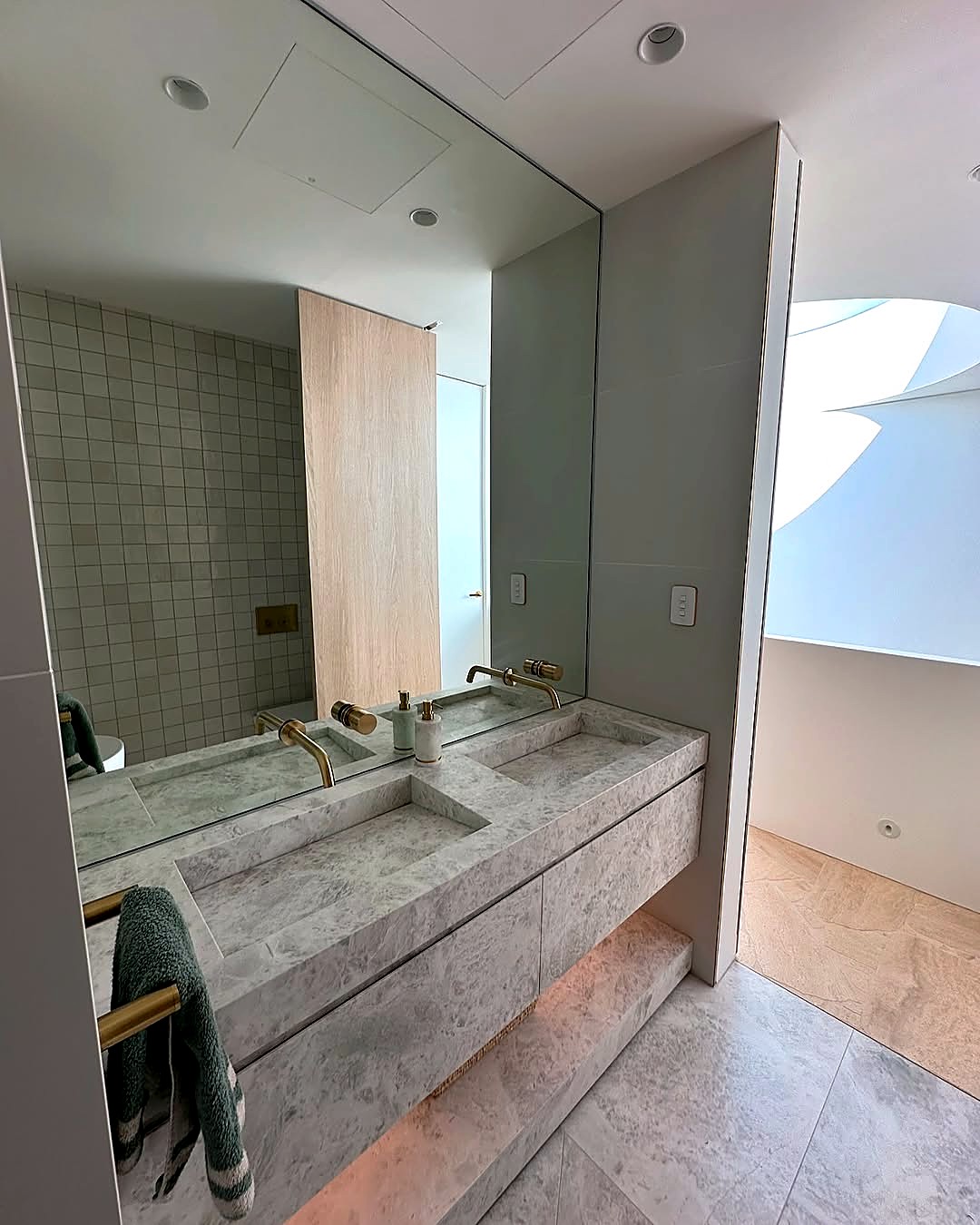 Cronulla coastal home – photo 11