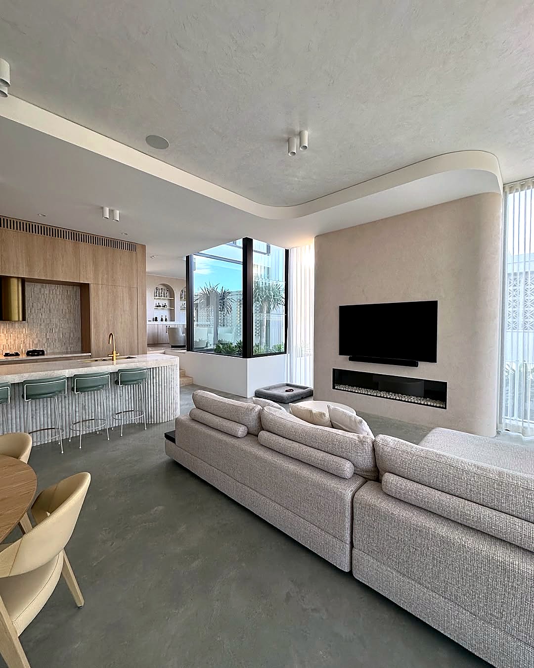Cronulla coastal home – photo 4